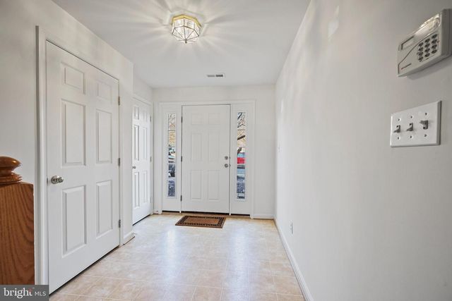 10104 SIR REYNARD LN, Bristow, VA 20136