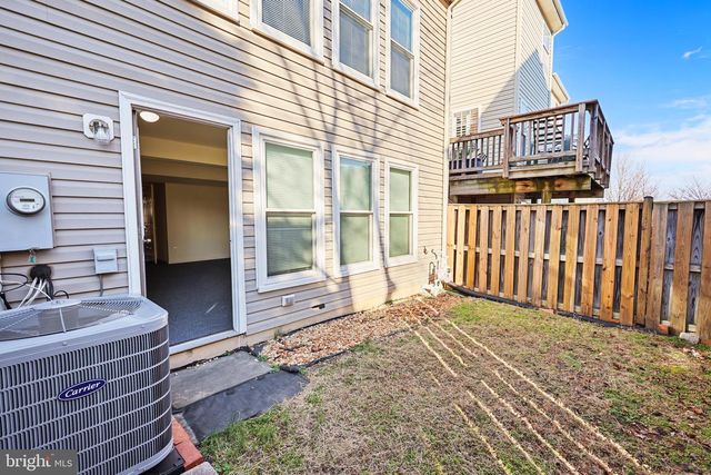 10104 SIR REYNARD LN, Bristow, VA 20136