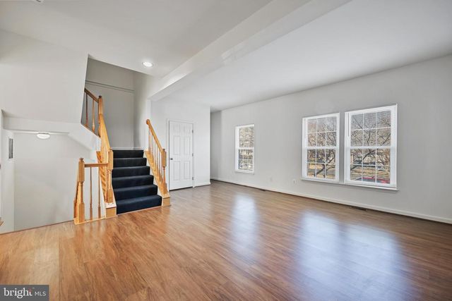 10104 SIR REYNARD LN, Bristow, VA 20136