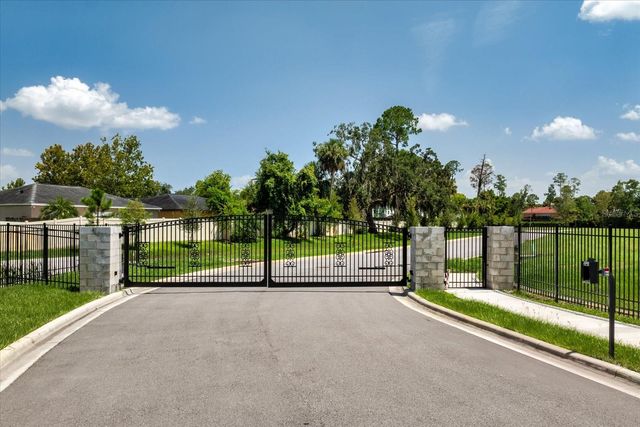 950 FRIENDS COURT, Sanford, FL 32771