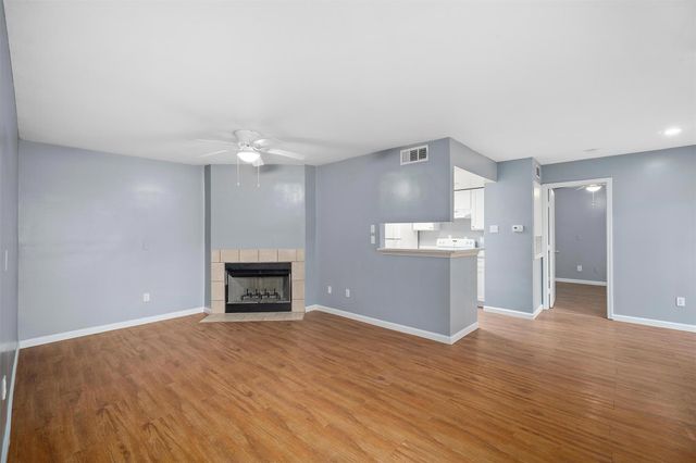 6415 South Lake Houston Parkway 516, Houston, TX 77049