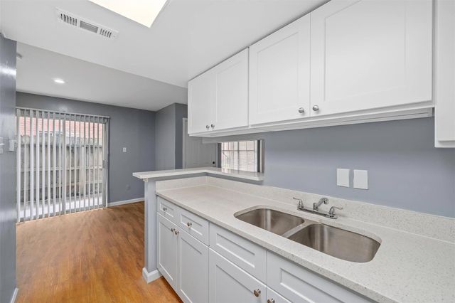 6415 South Lake Houston Parkway 516, Houston, TX 77049