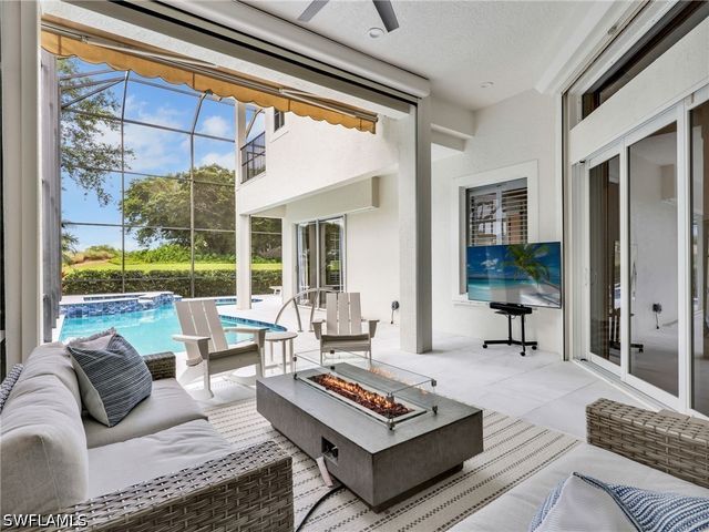 4232 Kensington High ST, Naples, FL 34105