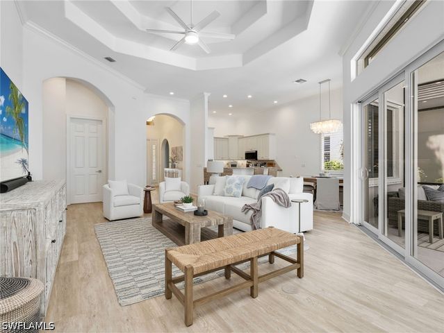 4232 Kensington High ST, Naples, FL 34105