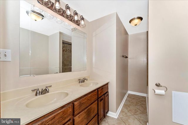 21321 LEITER ST, Hagerstown, MD 21742