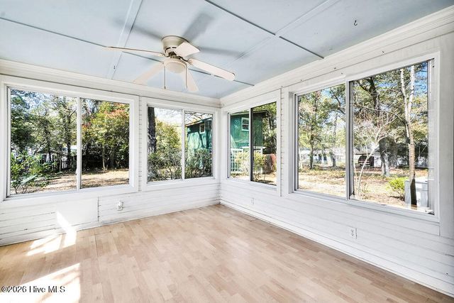 811 Memory Lane, Southport, NC 28461