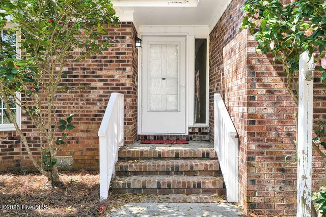 811 Memory Lane, Southport, NC 28461