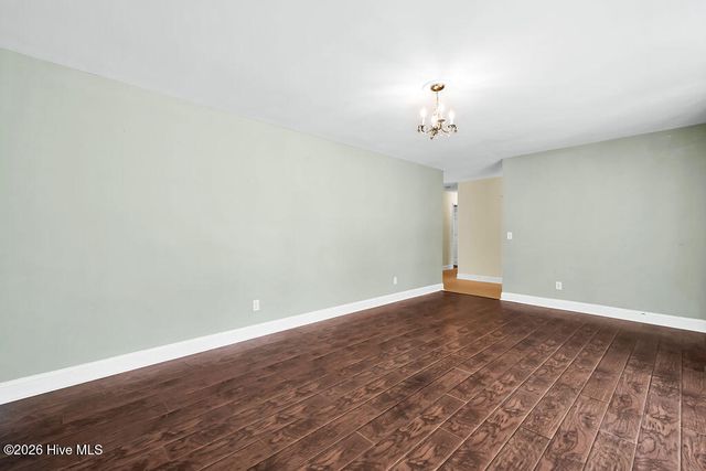 811 Memory Lane, Southport, NC 28461