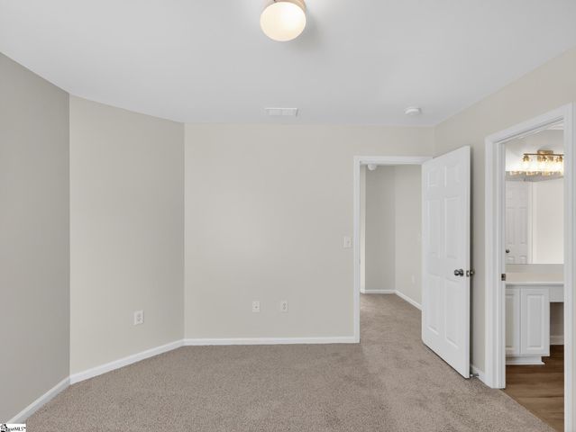 502 Drayton Hall Boulevard, Duncan, SC 29334
