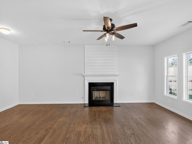 502 Drayton Hall Boulevard, Duncan, SC 29334
