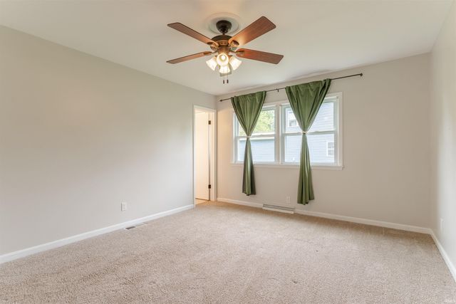 8311 Poplar Drive, Newburgh, IN 47630
