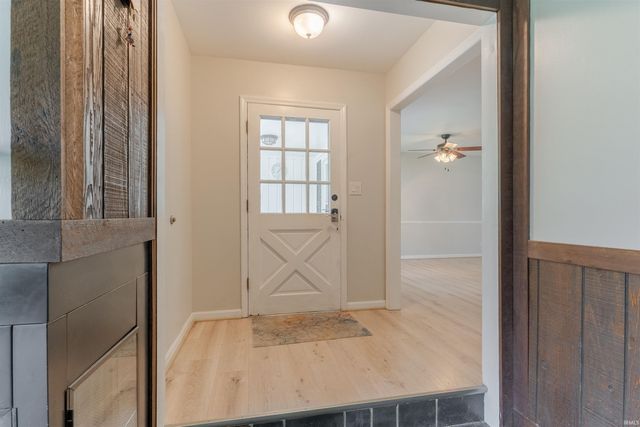 8311 Poplar Drive, Newburgh, IN 47630