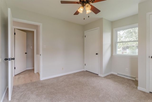 8311 Poplar Drive, Newburgh, IN 47630