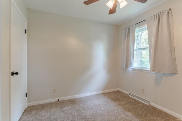 8311 Poplar Drive, Newburgh, IN 47630