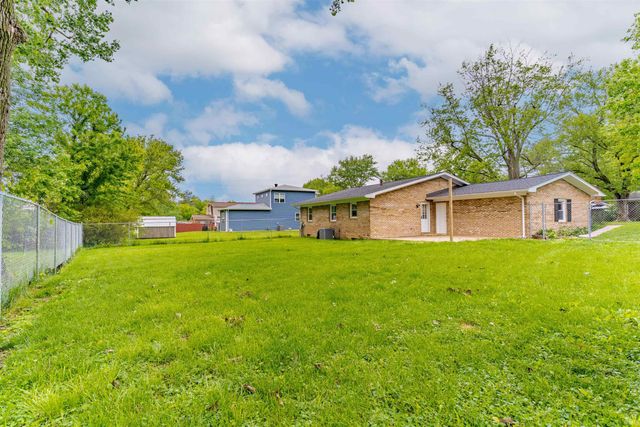 8311 Poplar Drive, Newburgh, IN 47630