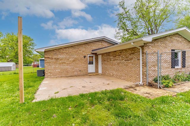 8311 Poplar Drive, Newburgh, IN 47630