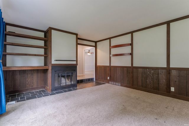 8311 Poplar Drive, Newburgh, IN 47630