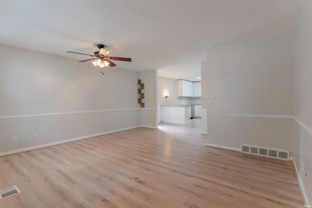 8311 Poplar Drive, Newburgh, IN 47630