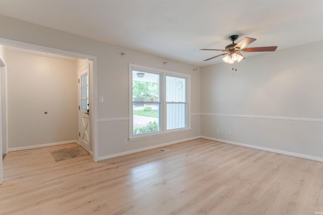 8311 Poplar Drive, Newburgh, IN 47630