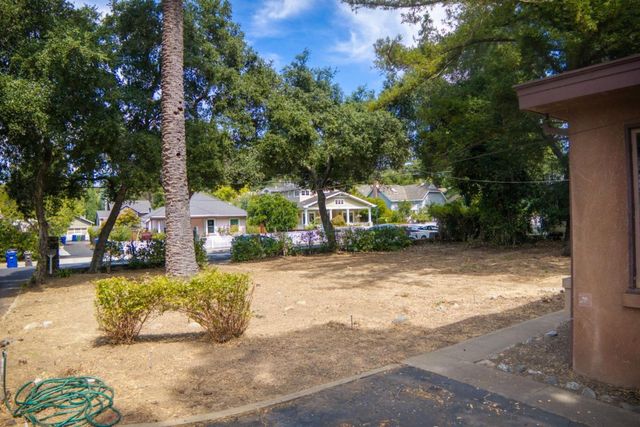 110 Johnson Avenue, Los Gatos, CA 95030