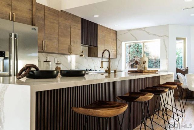 12782 Amaranth, San Diego, CA 92129