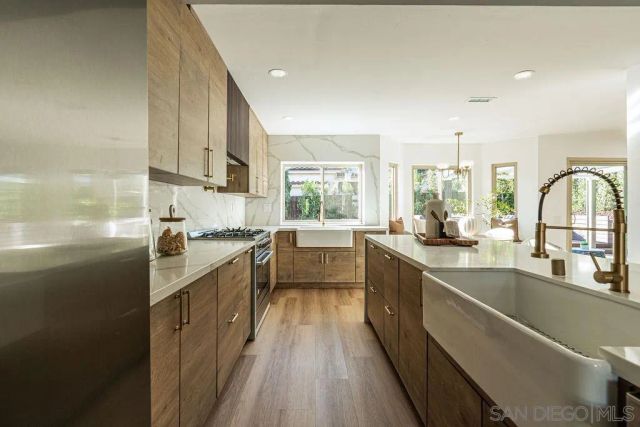 12782 Amaranth, San Diego, CA 92129