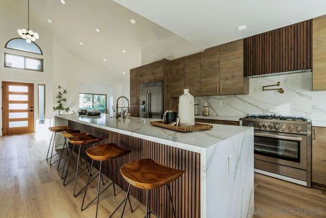 12782 Amaranth, San Diego, CA 92129