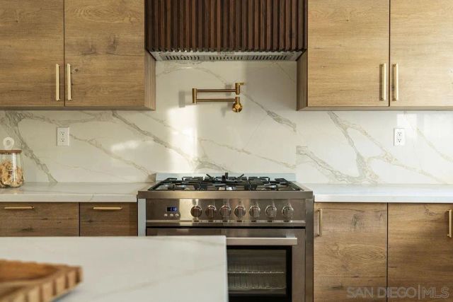 12782 Amaranth, San Diego, CA 92129