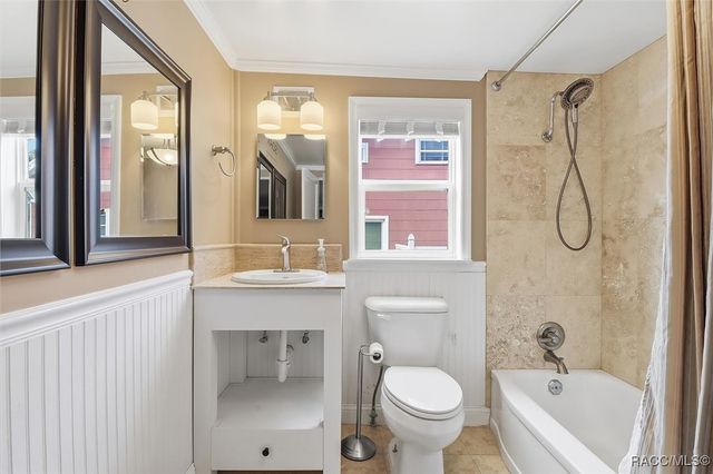 5415 Riverside Drive, Yankeetown, FL 34498