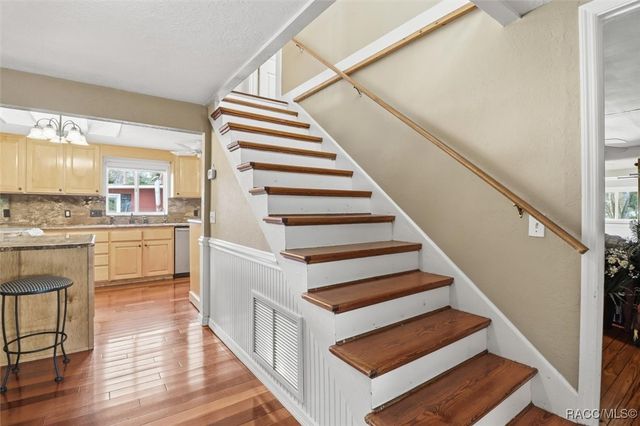 5415 Riverside Drive, Yankeetown, FL 34498