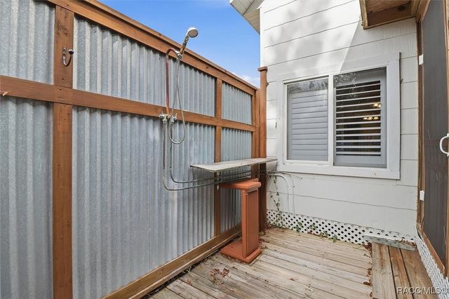 5415 Riverside Drive, Yankeetown, FL 34498