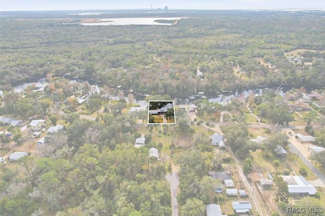 5415 Riverside Drive, Yankeetown, FL 34498