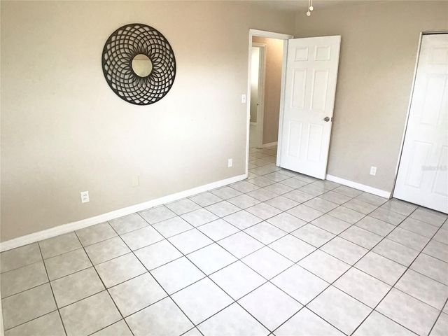 4720 W LEILA AVENUE, Tampa, FL 33616