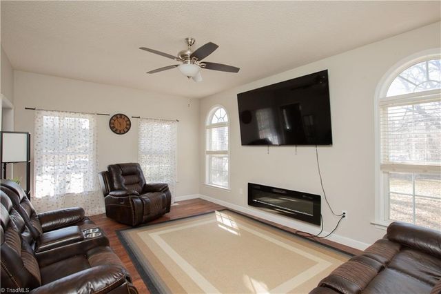 701 Diana Drive, Thomasville, NC 27360