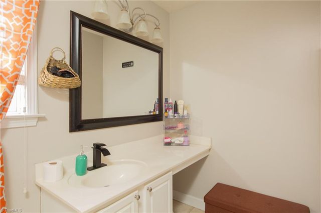 701 Diana Drive, Thomasville, NC 27360