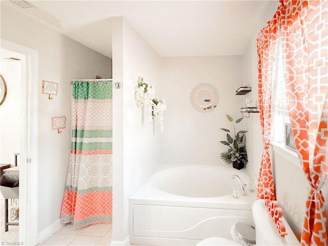 701 Diana Drive, Thomasville, NC 27360