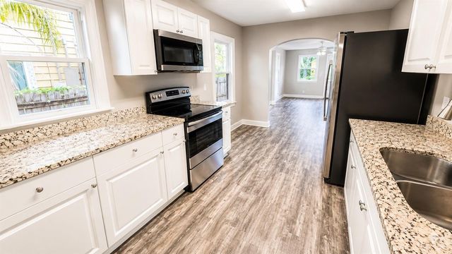 657 15TH AVENUE S, St Petersburg, FL 33701