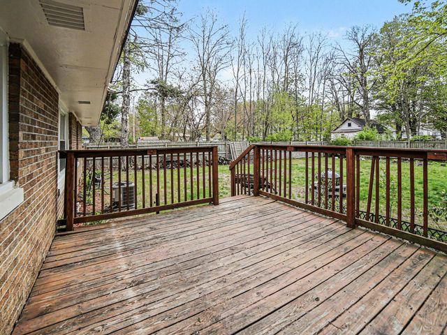 925 Orchard Avenue, Muskegon, MI 49442