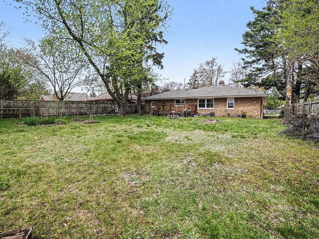 925 Orchard Avenue, Muskegon, MI 49442