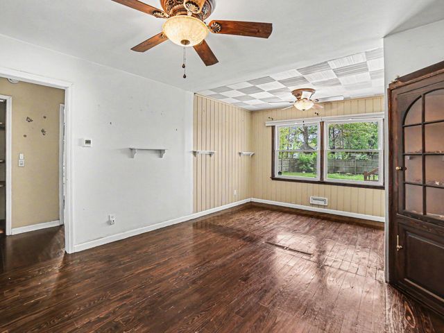 925 Orchard Avenue, Muskegon, MI 49442