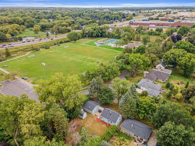 1645 Rose Place, Roseville, MN 55113