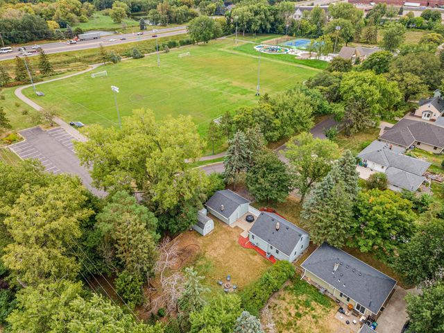 1645 Rose Place, Roseville, MN 55113