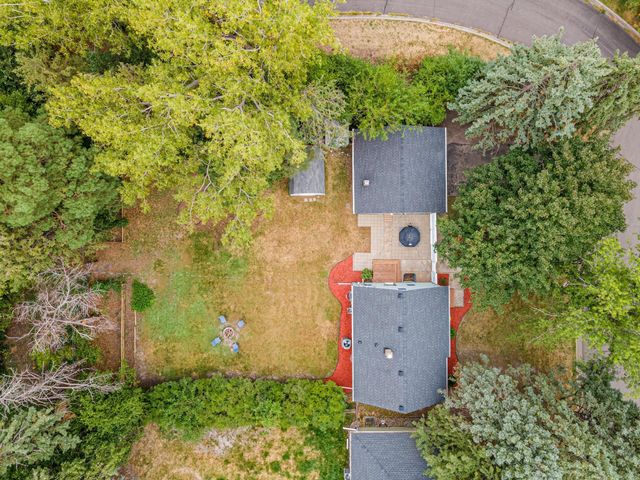 1645 Rose Place, Roseville, MN 55113