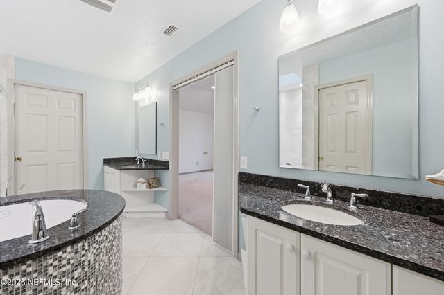 2144 LAKESIDE Drive E, Fernandina Beach, FL 32034