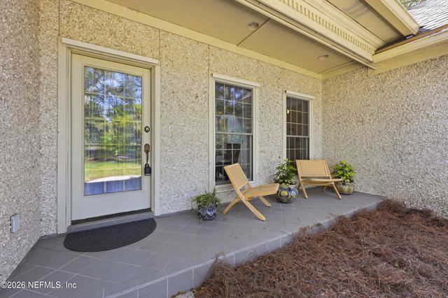 2144 LAKESIDE Drive E, Fernandina Beach, FL 32034