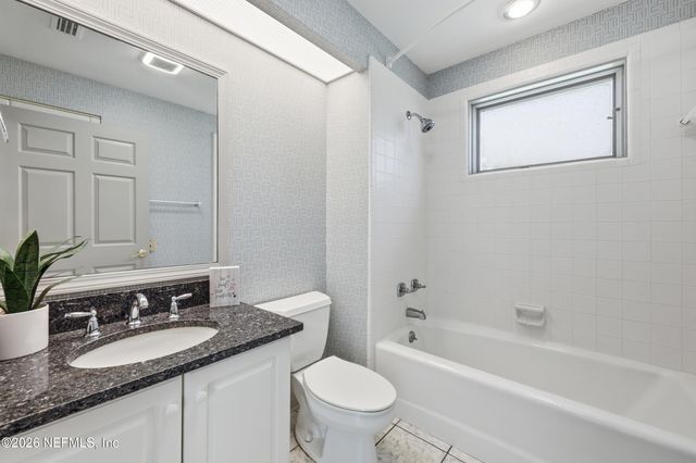 2144 LAKESIDE Drive E, Fernandina Beach, FL 32034