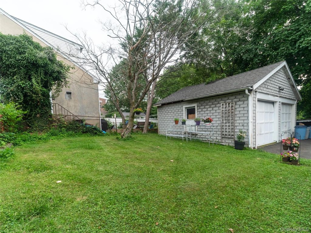 429 Franklin Street, Port Chester, NY 10573 — photo 2
