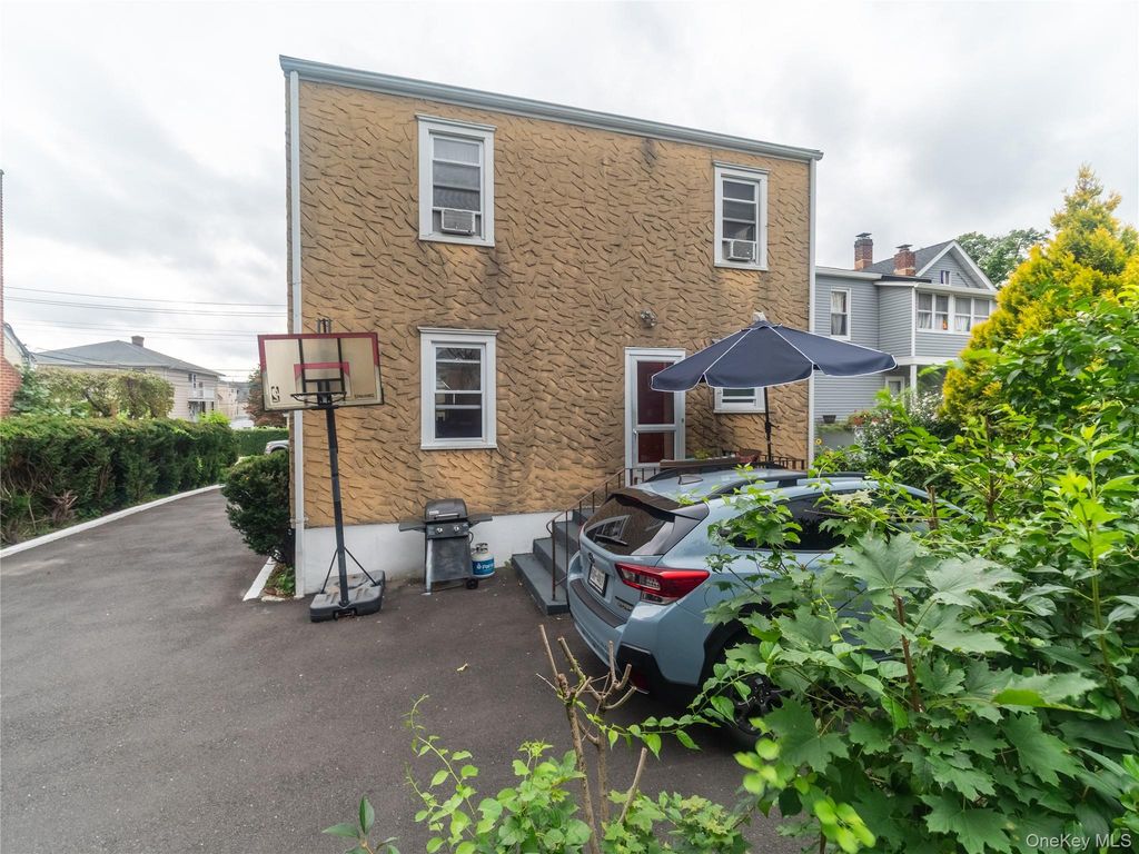 429 Franklin Street, Port Chester, NY 10573 — photo 5