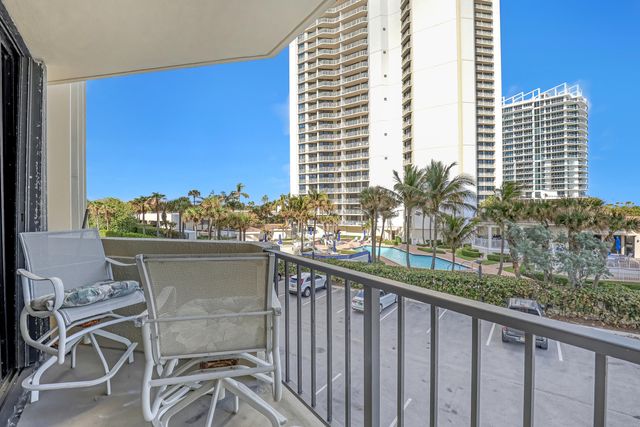 2800 N Ocean Drive A-3c, Riviera Beach, FL 33404