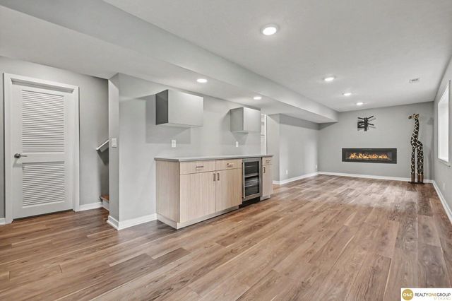4705 N 148 Street, Omaha, NE 68116